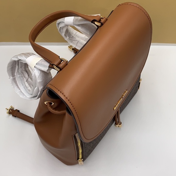 MICHAEL KORS PHOEBE MEDIUM DRAWSTRING BACKPACK BROWN SIGNATURE COLOR - Picture 10 of 16